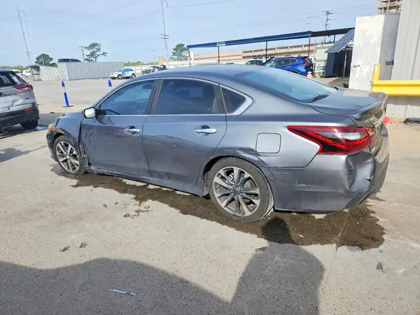 1N4AL3AP4HC134227 2017 NISSAN ALTIMA - Image 2