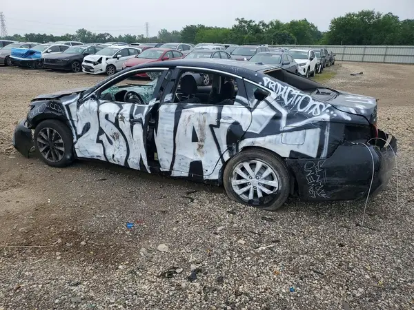 1N4AL3AP4HC135717 2017 NISSAN ALTIMA - Image 2
