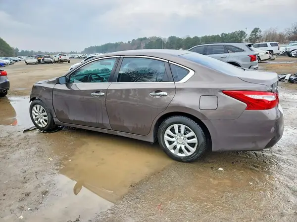 1N4AL3AP4HC137564 2017 NISSAN ALTIMA - Image 2