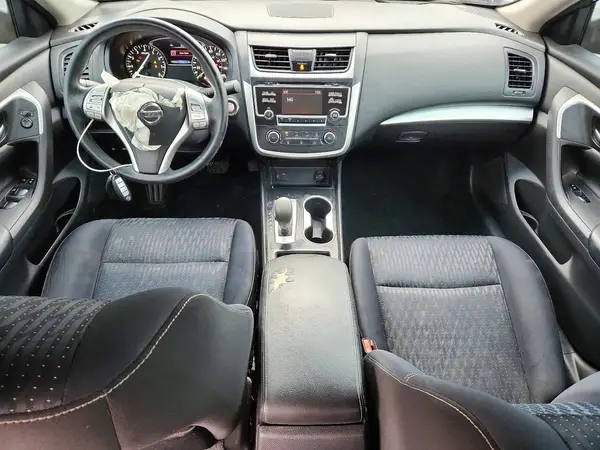 1N4AL3AP4HC137564 2017 NISSAN ALTIMA - Image 8