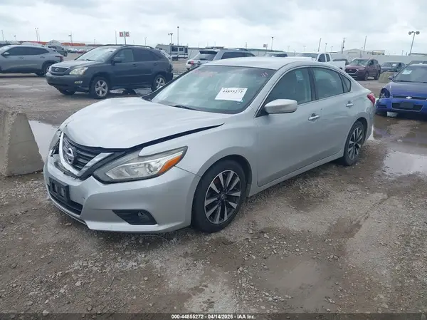1N4AL3AP4HC138892 2017 NISSAN ALTIMA - Image 2