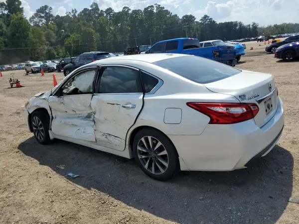 1N4AL3AP4HC143221 2017 NISSAN ALTIMA - Image 2