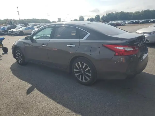 1N4AL3AP4HC143364 2017 NISSAN ALTIMA - Image 2