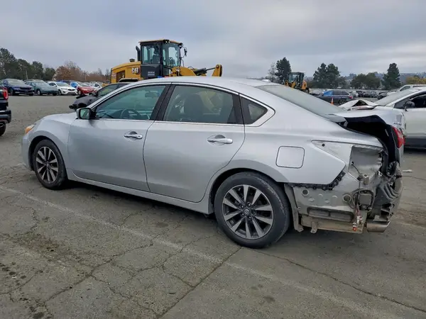 1N4AL3AP4HC143798 2017 NISSAN ALTIMA - Image 2