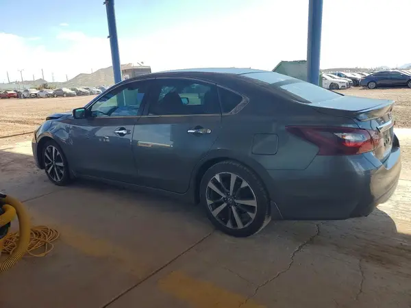 1N4AL3AP4HC145017 2017 NISSAN ALTIMA - Image 2