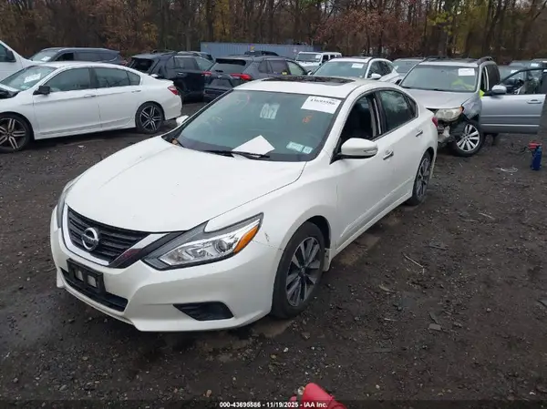 1N4AL3AP4HC148290 2017 NISSAN ALTIMA - Image 2