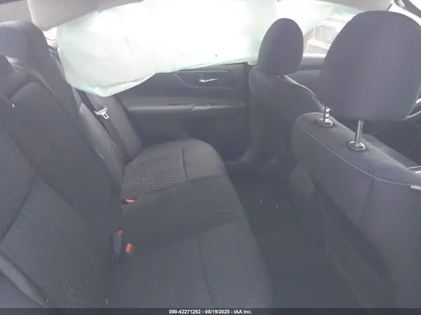 1N4AL3AP4HC149990 2017 NISSAN ALTIMA - Image 8