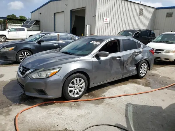 1N4AL3AP4HC155708 2017 NISSAN ALTIMA - Image 1