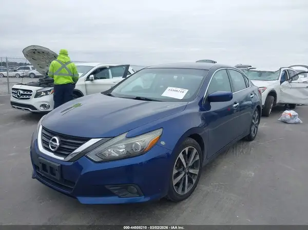 1N4AL3AP4HC157846 2017 NISSAN ALTIMA - Image 2