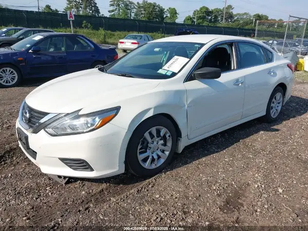 1N4AL3AP4HC158804 2017 NISSAN ALTIMA - Image 2
