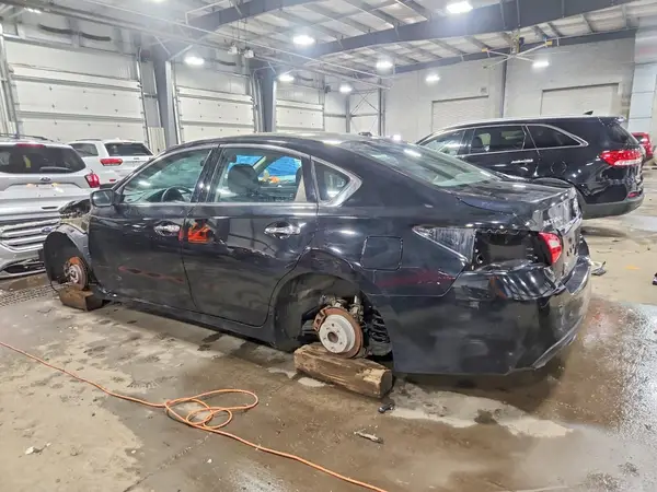 1N4AL3AP4HC160990 2017 NISSAN ALTIMA - Image 2