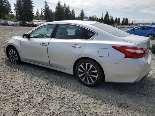 1N4AL3AP4HC161380 2017 NISSAN ALTIMA - Image 2