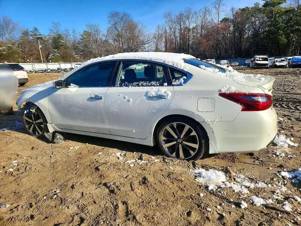 1N4AL3AP4HC161511 2017 NISSAN ALTIMA - Image 2