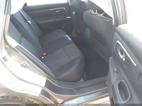 1N4AL3AP4HC166188 2017 NISSAN ALTIMA - Image 8