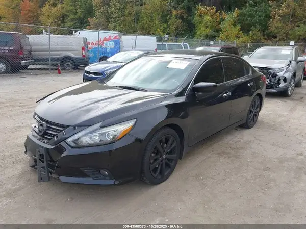 1N4AL3AP4HC168796 2017 NISSAN ALTIMA - Image 2