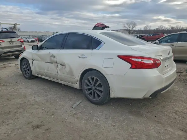 1N4AL3AP4HC169186 2017 NISSAN ALTIMA - Image 2
