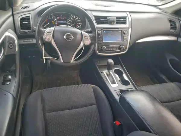 1N4AL3AP4HC169186 2017 NISSAN ALTIMA - Image 8