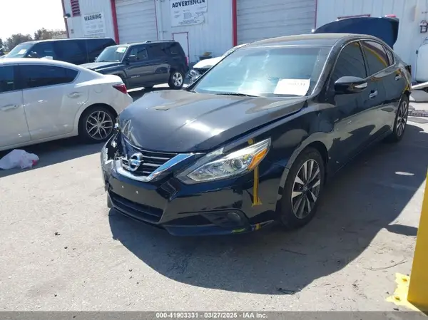 1N4AL3AP4HC169639 2017 NISSAN ALTIMA - Image 2