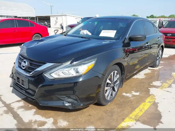 1N4AL3AP4HC171083 2017 NISSAN ALTIMA - Image 2