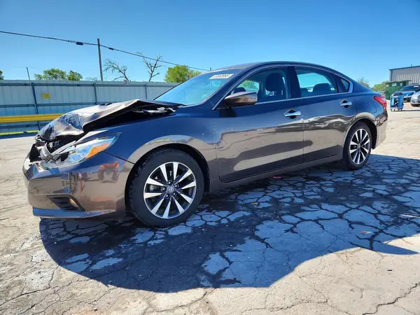 1N4AL3AP4HC171598 2017 NISSAN ALTIMA - Image 1