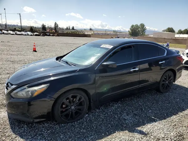 1N4AL3AP4HC172427 2017 NISSAN ALTIMA - Image 1