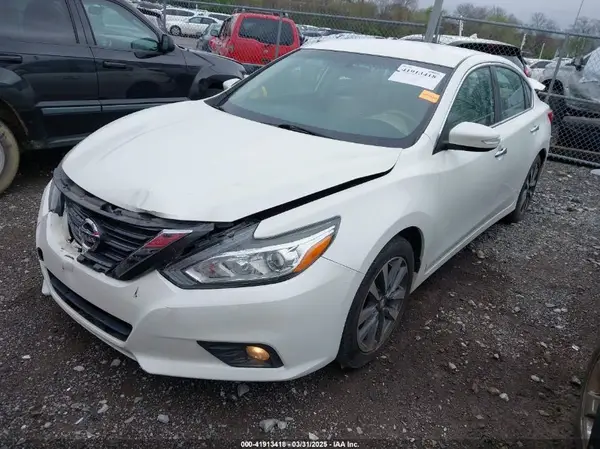 1N4AL3AP4HC173612 2017 NISSAN ALTIMA - Image 2