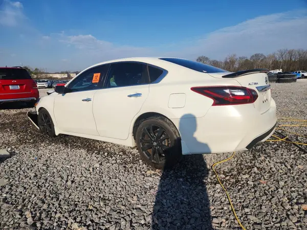 1N4AL3AP4HC178065 2017 NISSAN ALTIMA - Image 2