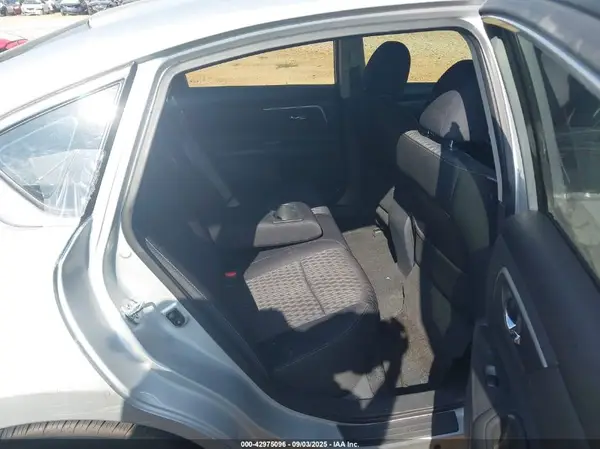 1N4AL3AP4HC178826 2017 NISSAN ALTIMA - Image 8