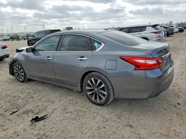 1N4AL3AP4HC179474 2017 NISSAN ALTIMA - Image 2
