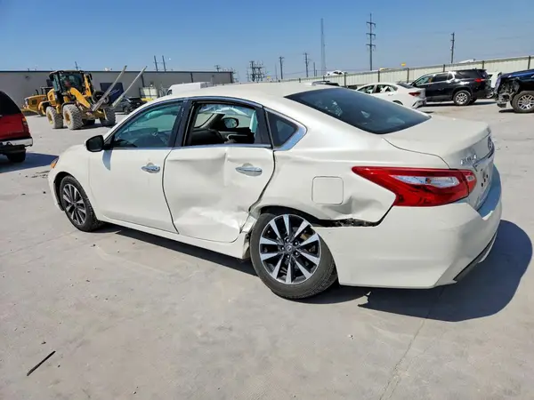 1N4AL3AP4HC179992 2017 NISSAN ALTIMA - Image 2