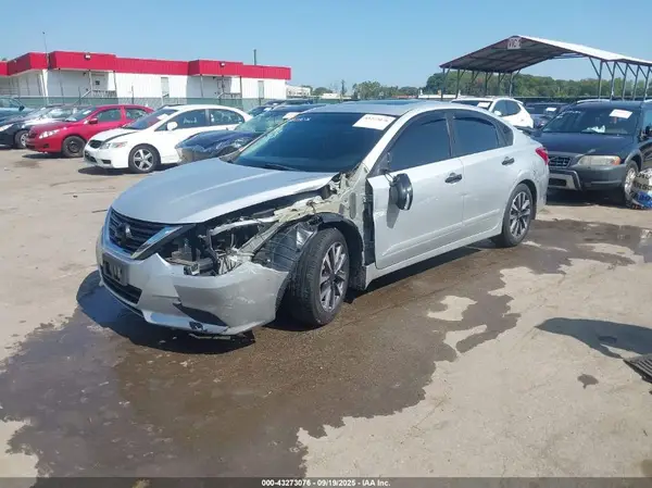 1N4AL3AP4HC184609 2017 NISSAN ALTIMA - Image 2