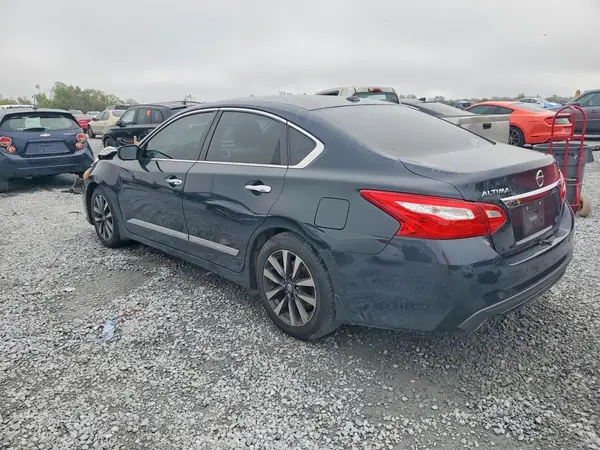 1N4AL3AP4HC188403 2017 NISSAN ALTIMA - Image 2