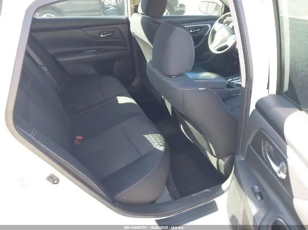 1N4AL3AP4HC189051 2017 NISSAN ALTIMA - Image 8