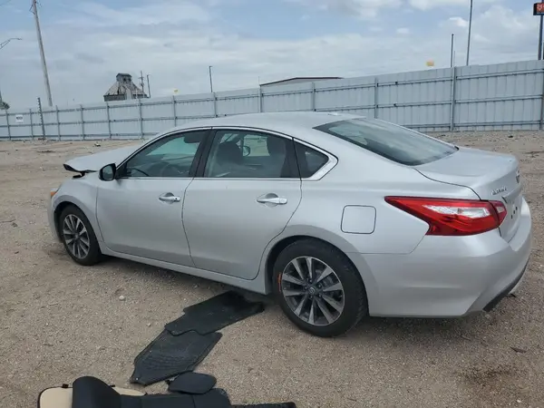 1N4AL3AP4HC189809 2017 NISSAN ALTIMA - Image 2
