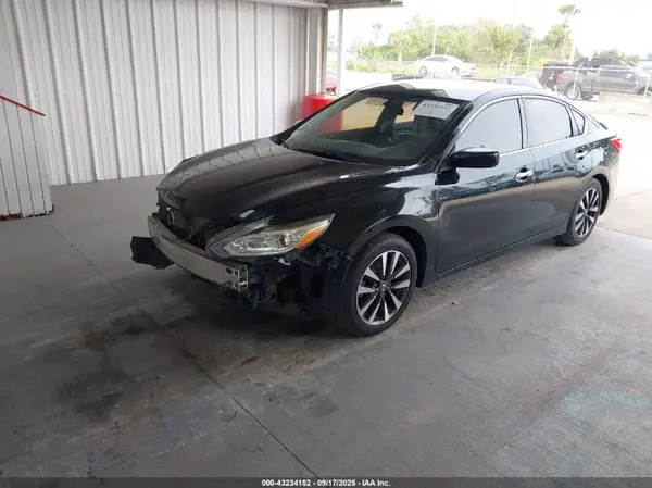 1N4AL3AP4HC190653 2017 NISSAN ALTIMA - Image 2