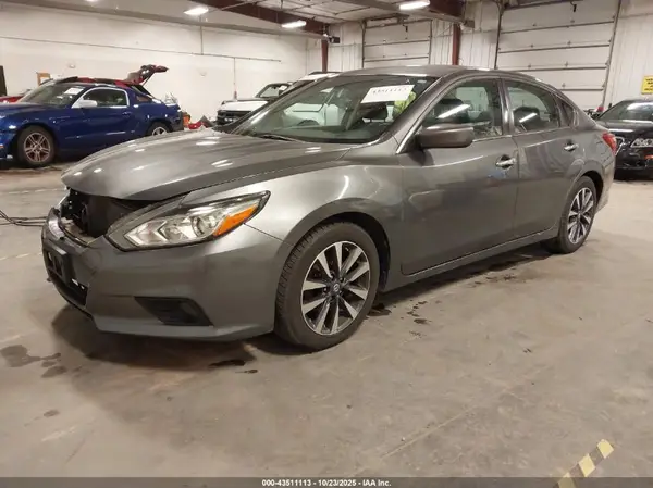 1N4AL3AP4HC193679 2017 NISSAN ALTIMA - Image 2