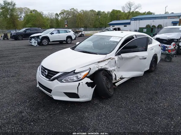 1N4AL3AP4HC194413 2017 NISSAN ALTIMA - Image 2