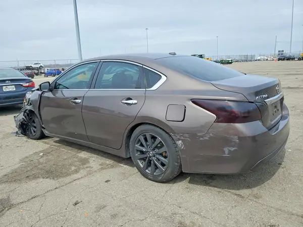 1N4AL3AP4HC196100 2017 NISSAN ALTIMA - Image 2