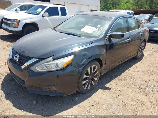 1N4AL3AP4HC206544 2017 NISSAN ALTIMA - Image 2