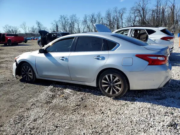 1N4AL3AP4HC207869 2017 NISSAN ALTIMA - Image 2