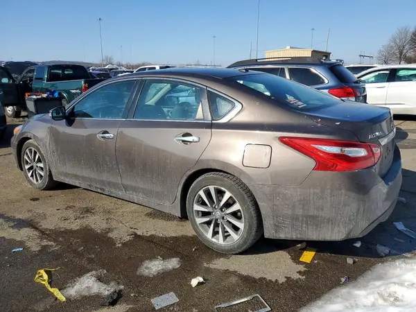 1N4AL3AP4HC211095 2017 NISSAN ALTIMA - Image 2