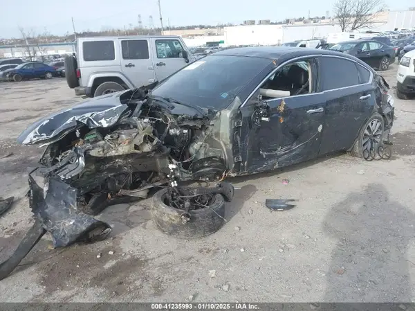 1N4AL3AP4HC212490 2017 NISSAN ALTIMA - Image 2