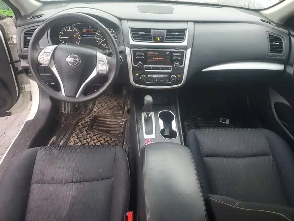 1N4AL3AP4HC213025 2017 NISSAN ALTIMA - Image 8