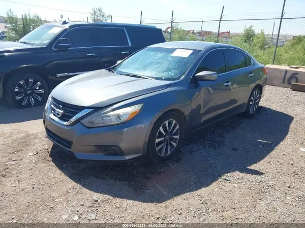 1N4AL3AP4HC213526 2017 NISSAN ALTIMA - Image 2