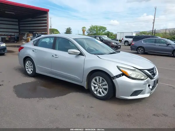 1N4AL3AP4HC213977 2017 NISSAN ALTIMA - Image 1