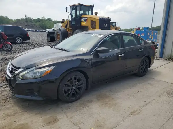 1N4AL3AP4HC214417 2017 NISSAN ALTIMA - Image 1