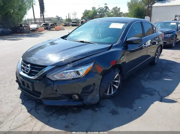 1N4AL3AP4HC215907 2017 NISSAN ALTIMA - Image 2