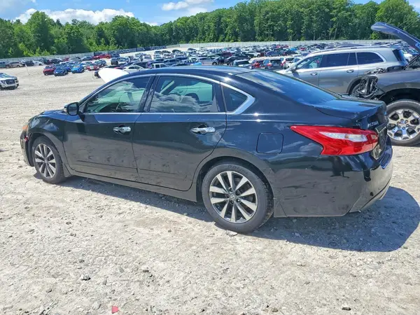 1N4AL3AP4HC216023 2017 NISSAN ALTIMA - Image 2