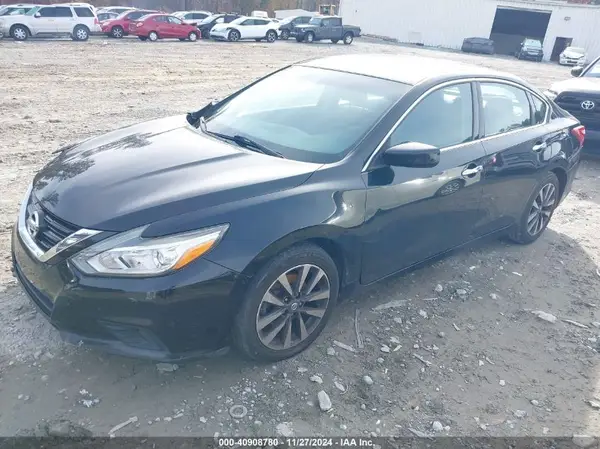 1N4AL3AP4HC217642 2017 NISSAN ALTIMA - Image 2