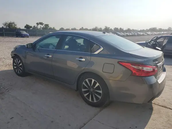 1N4AL3AP4HC218757 2017 NISSAN ALTIMA - Image 2